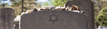 Bill Would Correct Religious Headstones for Fallen Veterans